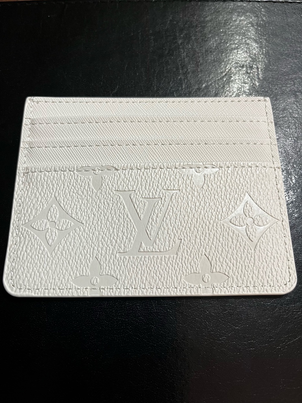Louis. Vuitton. White Embossed Monogram Card Wallet